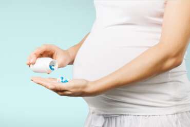 Co suplementować w ciąży?